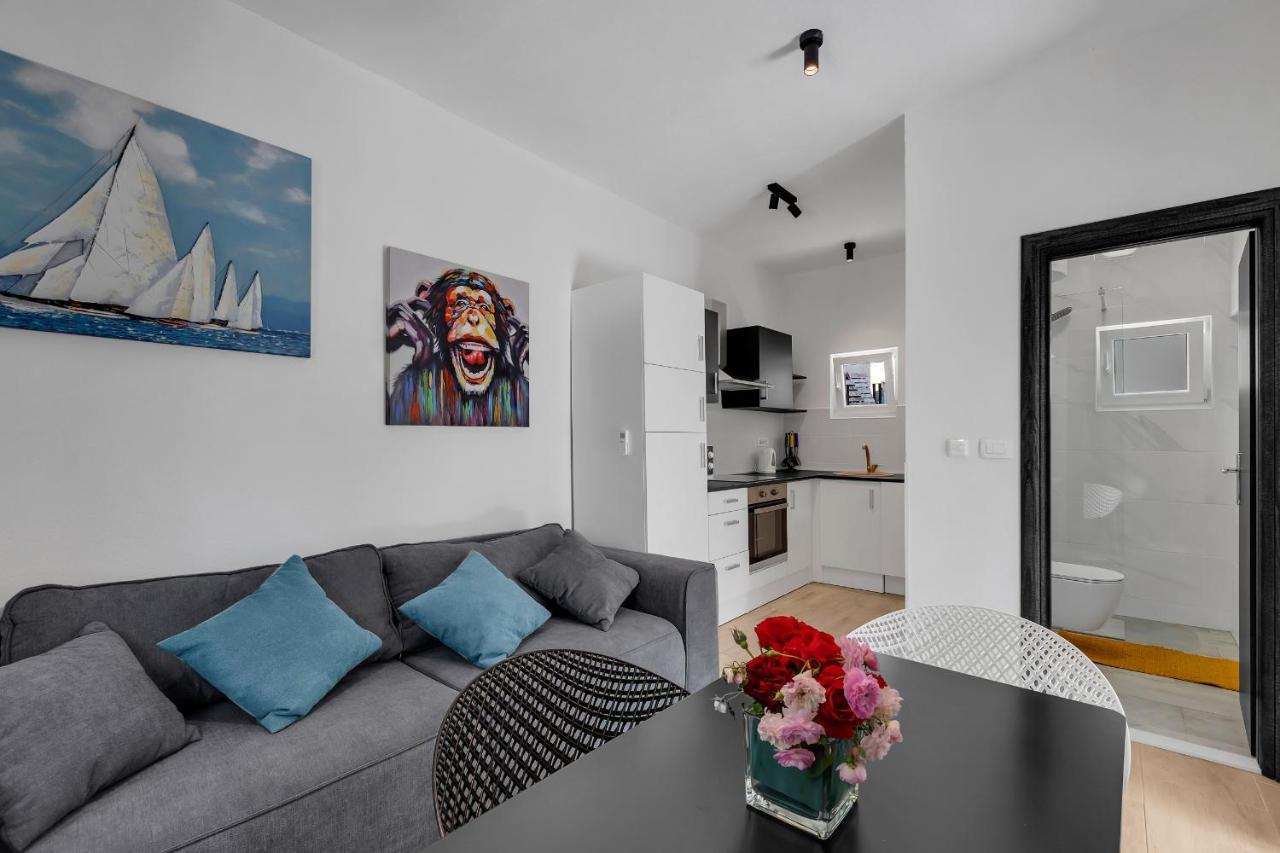 Kuca Za Odmor Lemon Tree Makarska Apartment ภายนอก รูปภาพ