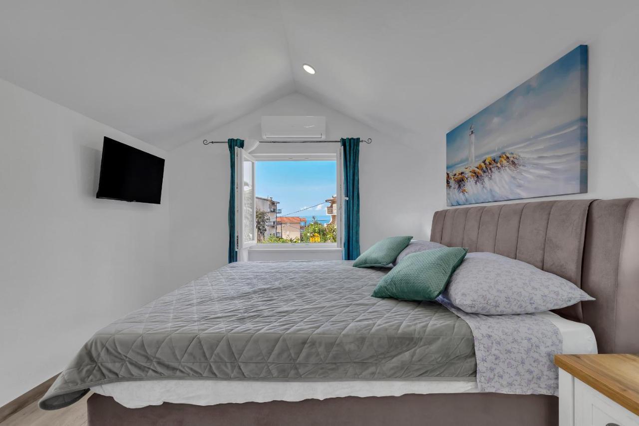 Kuca Za Odmor Lemon Tree Makarska Apartment ภายนอก รูปภาพ