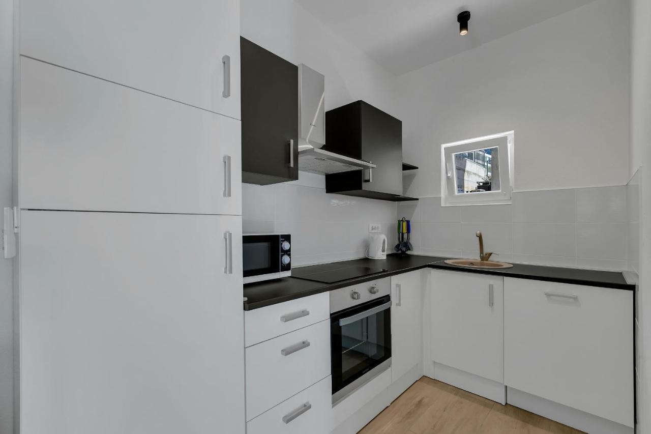 Kuca Za Odmor Lemon Tree Makarska Apartment ภายนอก รูปภาพ