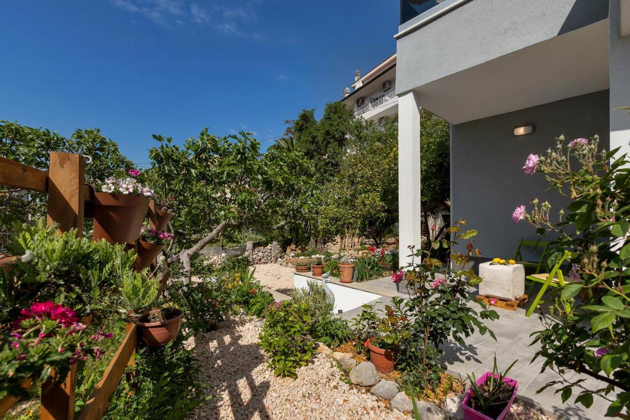 Kuca Za Odmor Lemon Tree Makarska Apartment ภายนอก รูปภาพ
