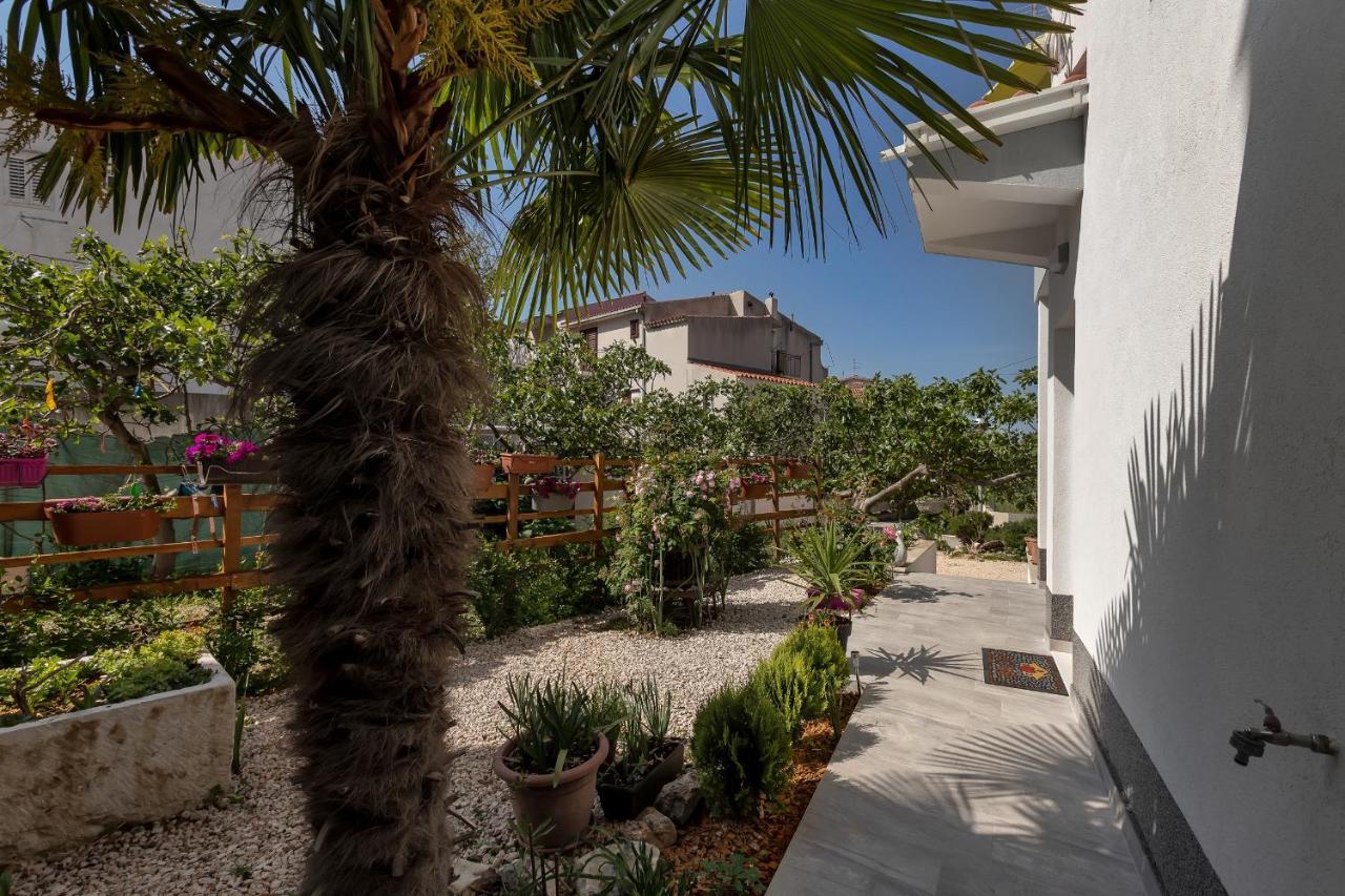 Kuca Za Odmor Lemon Tree Makarska Apartment ภายนอก รูปภาพ