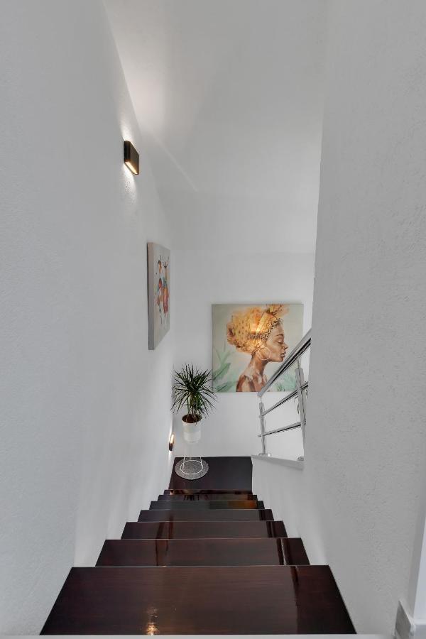 Kuca Za Odmor Lemon Tree Makarska Apartment ภายนอก รูปภาพ
