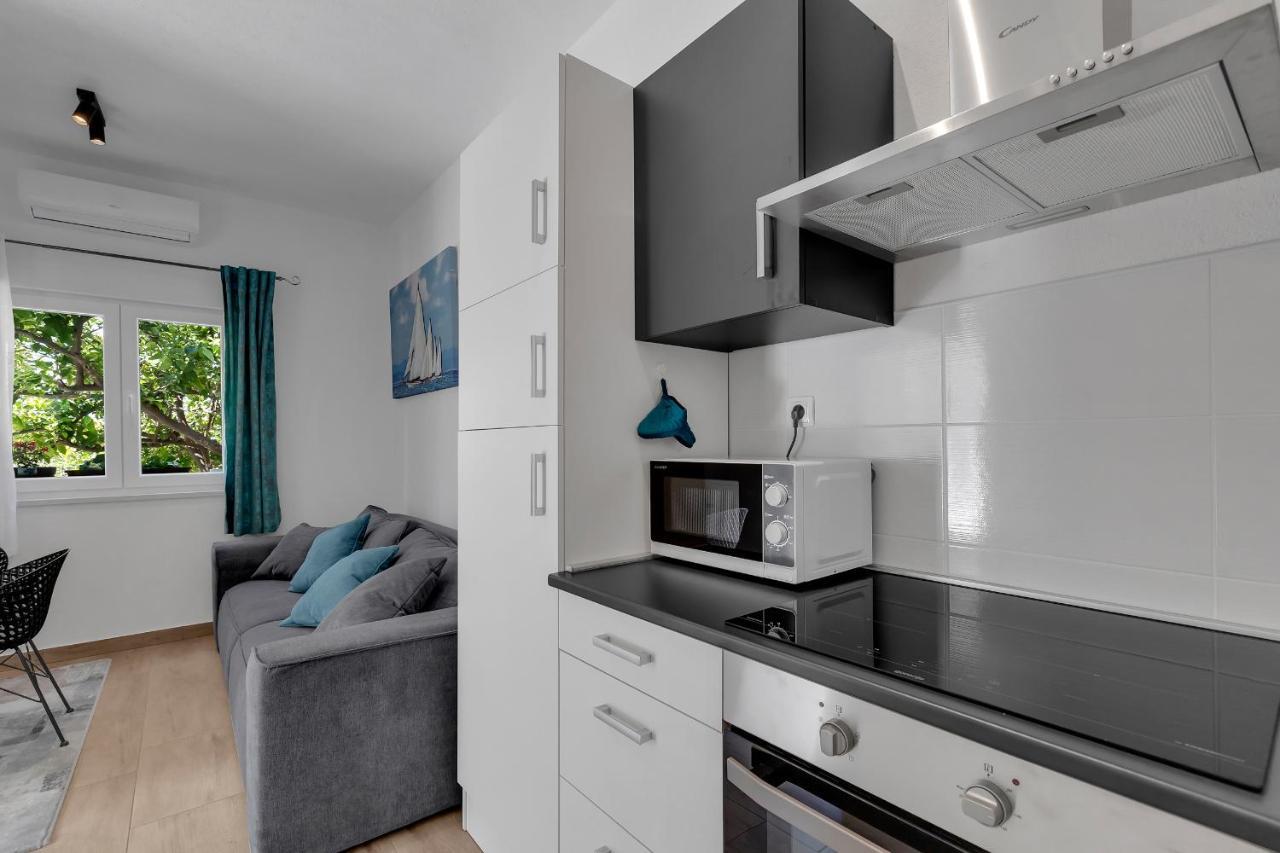 Kuca Za Odmor Lemon Tree Makarska Apartment ภายนอก รูปภาพ